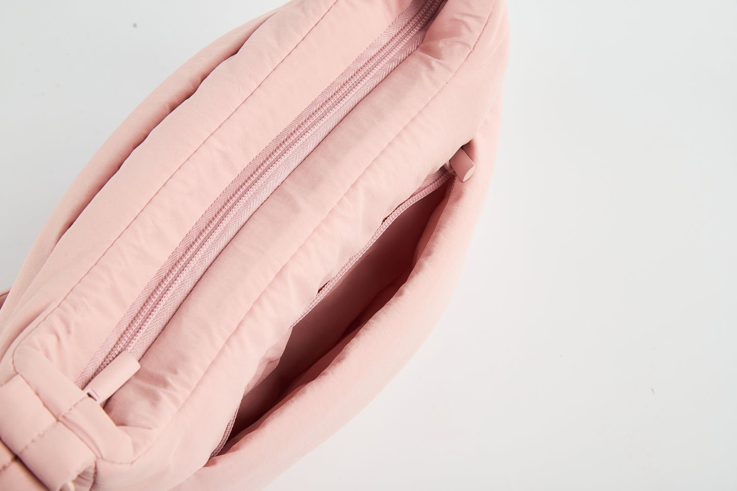 Strabellas exclusive - REGULAR Puffy Sling bag V2